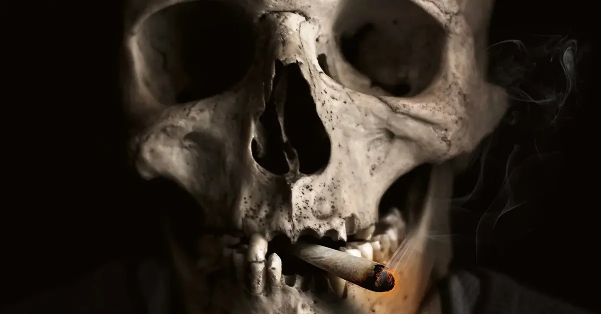 Kościotrup z papierosem