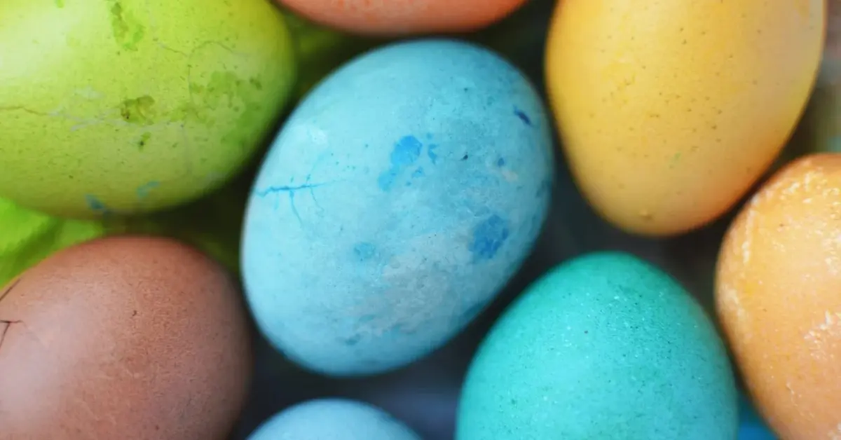 Kolorowe jajka na Wielkanoc