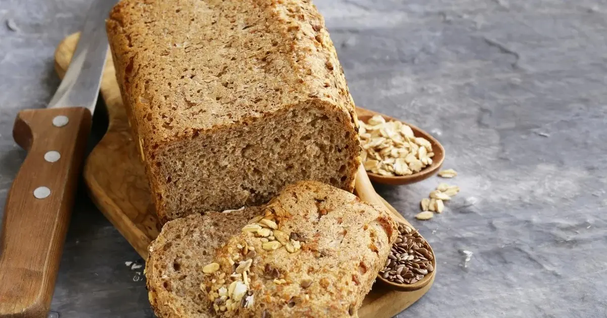 Główne zdjęcie - Chleb na zakwasie – jak wypiekać domowy chleb?