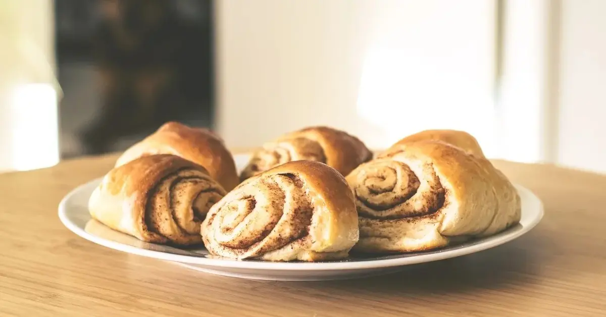 Główne zdjęcie - Drożdżówka z nutellą: Smak, który Cię oczaruje!