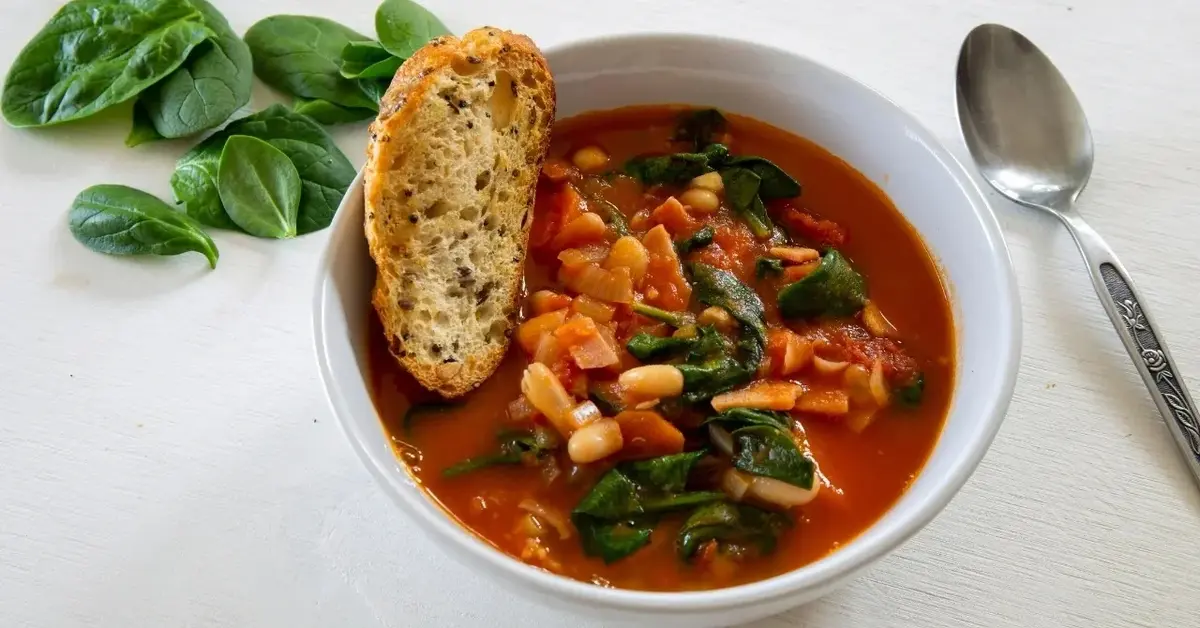 Główne zdjęcie - Toskańska zupa fasolowa: Niezwykła zupa z Włoch!