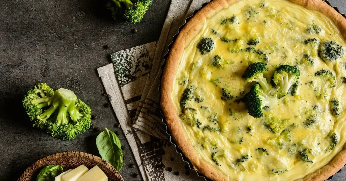 Główne zdjęcie - Quiche z brokułami i serem: Szybko, łatwo, apetycznie!