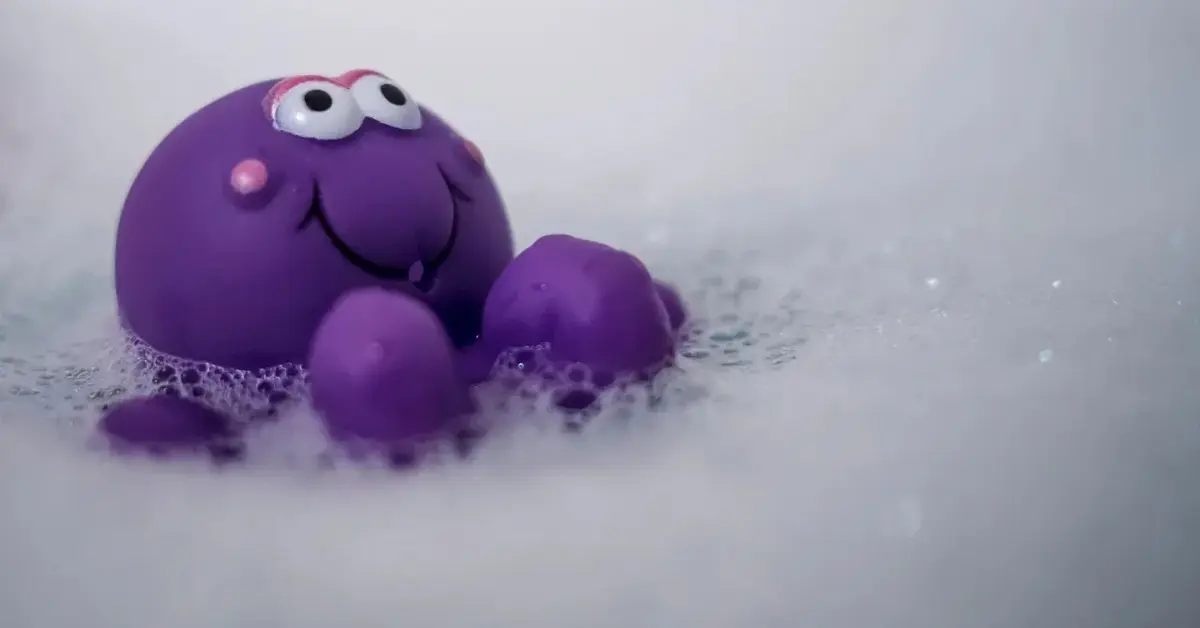 Gumowa ośmiornica do kąpieli.