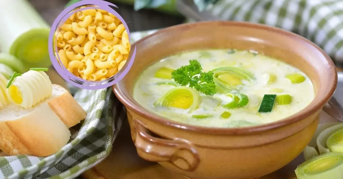 Zupa serowa z makaronem i porem.